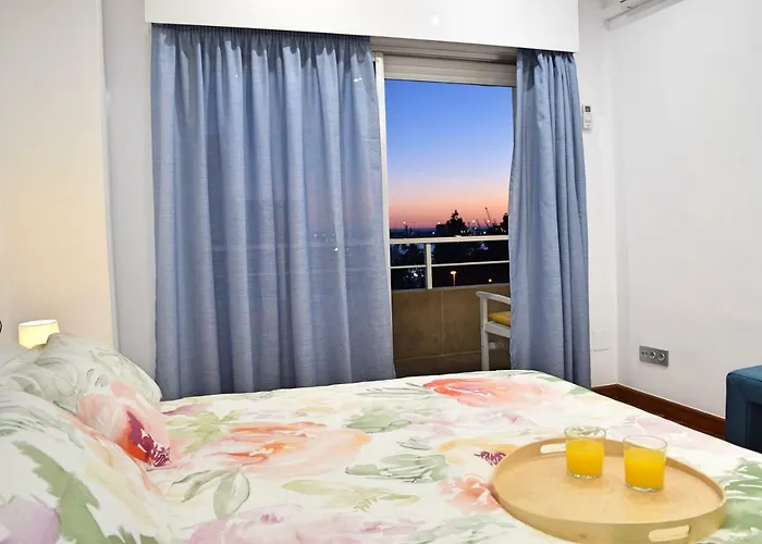 Luxury Reding Solo Familias Apartamento *