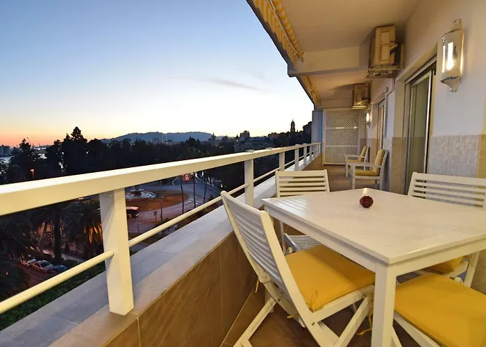 Luxury Reding Solo Familias Málaga